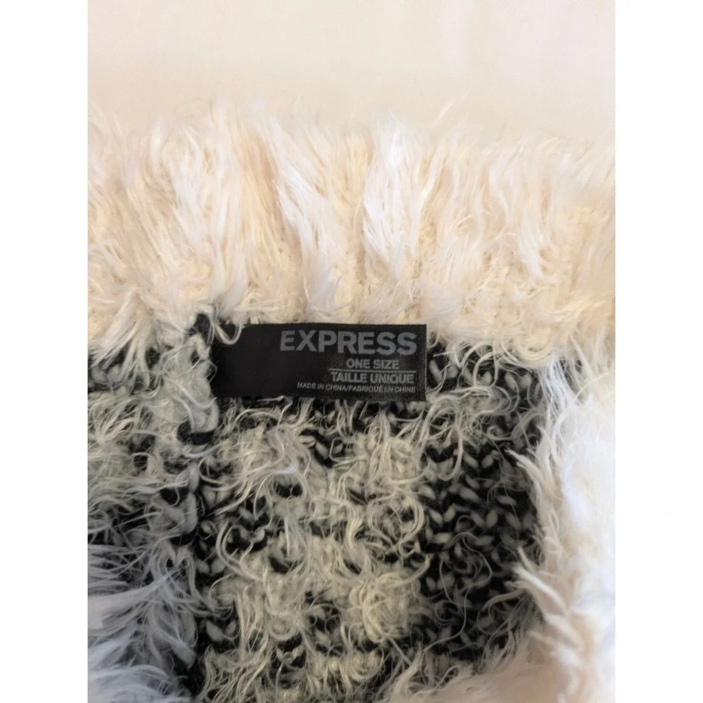 ExpressFaux Fur Knit Infinity Scarf Ivory Black‎ Cozy Winter Neck Warmer OS